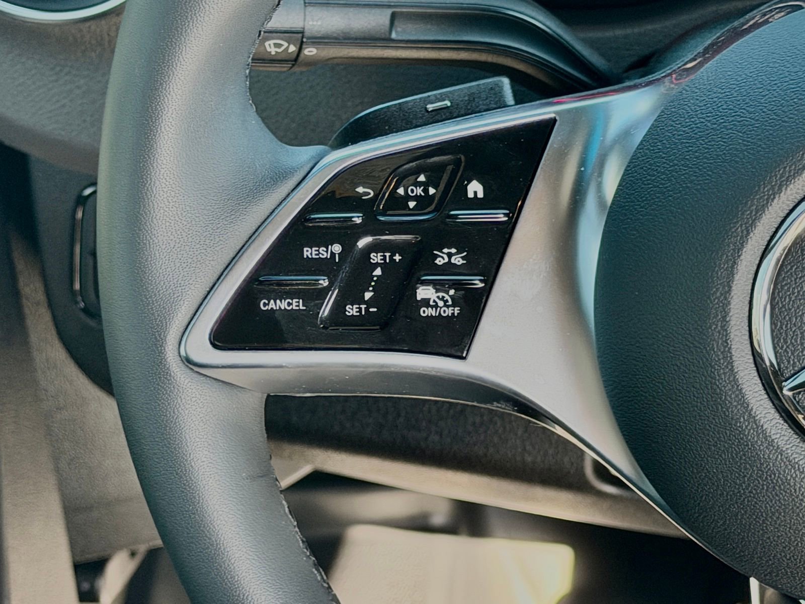 Used 2026 Mercedes-Benz Sprinter 2500 image 24