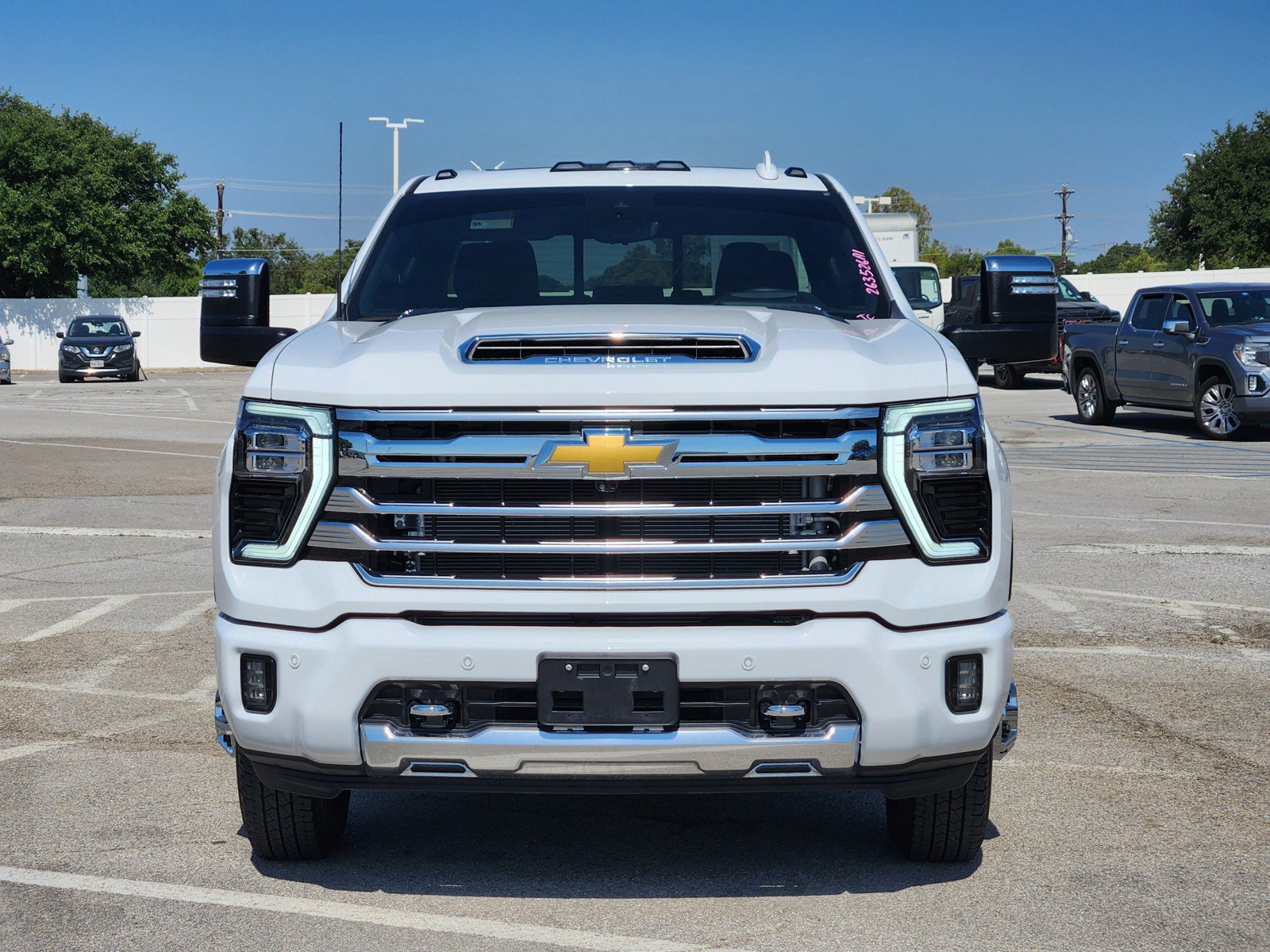 Used 2025 Chevrolet Silverado 3500 High Country w/ Technology Package AWD/4WD image 32