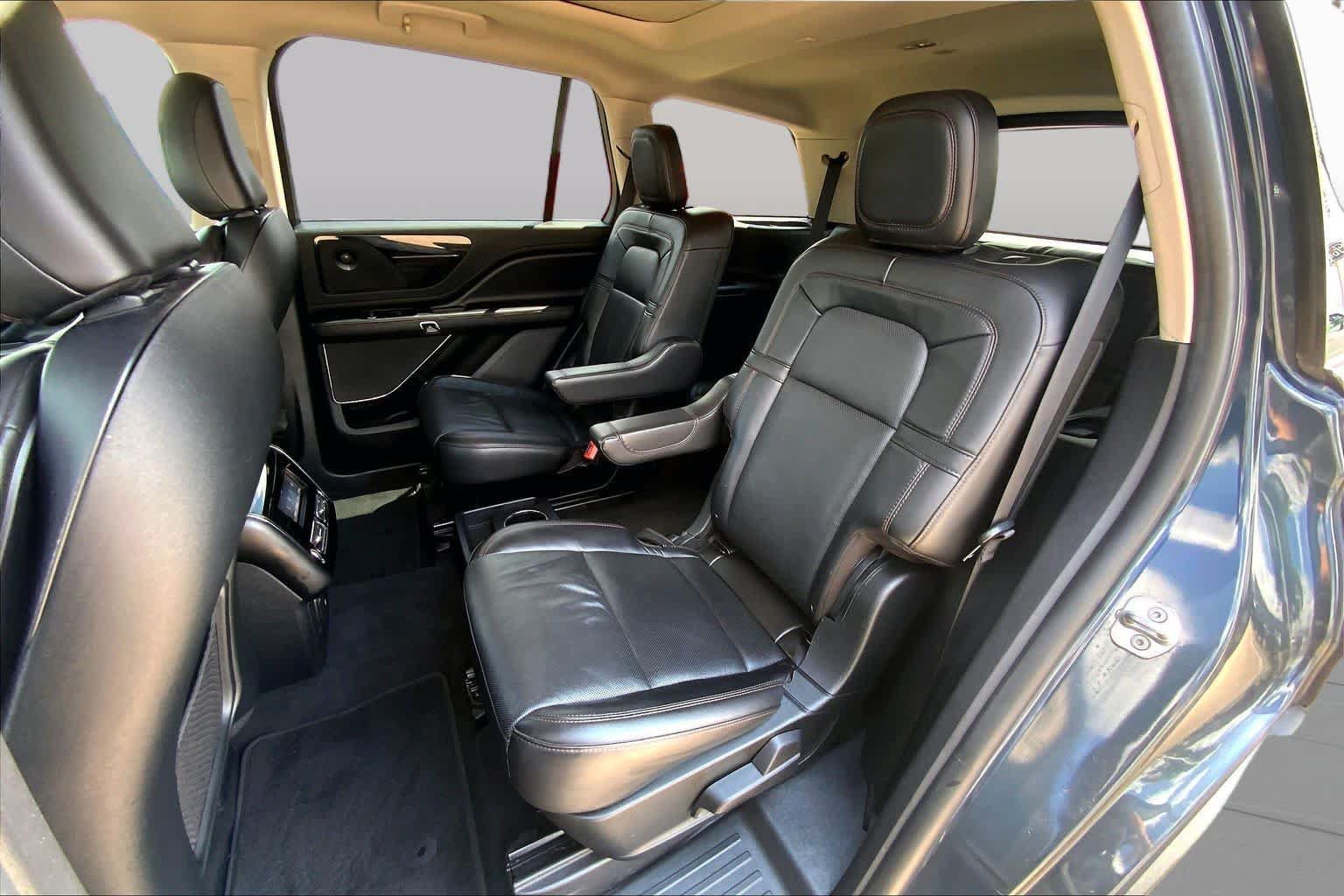 Used 2022 Lincoln Aviator Reserve w/ Elements Package Plus RWD image 21