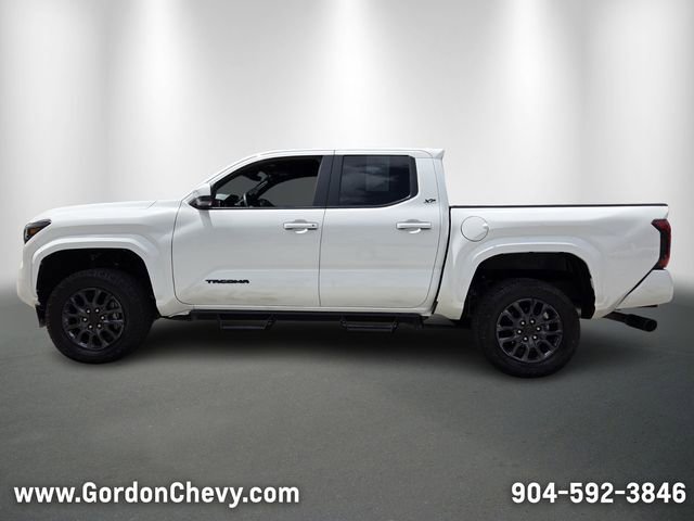Used 2024 Toyota Tacoma SR5 RWD image 2