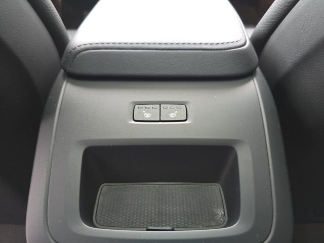 Certified 2025 Volvo V60 B5 Cross Country Plus image 23