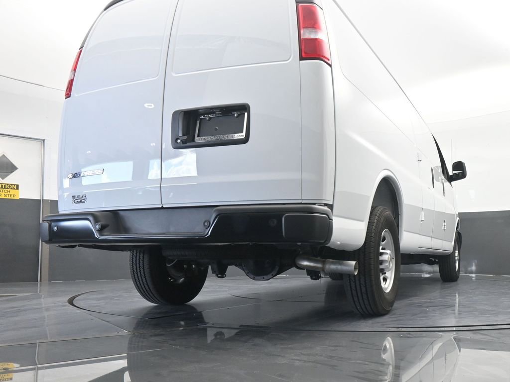 New 2025 Chevrolet Express 3500 Extended w/ Driver Convenience Package RWD image 50