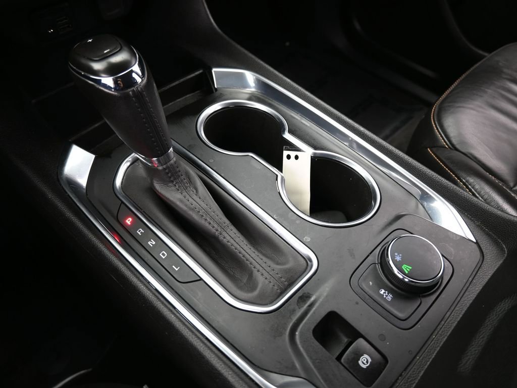 Used 2020 Chevrolet Traverse LT w/ LT Premium Package image 36