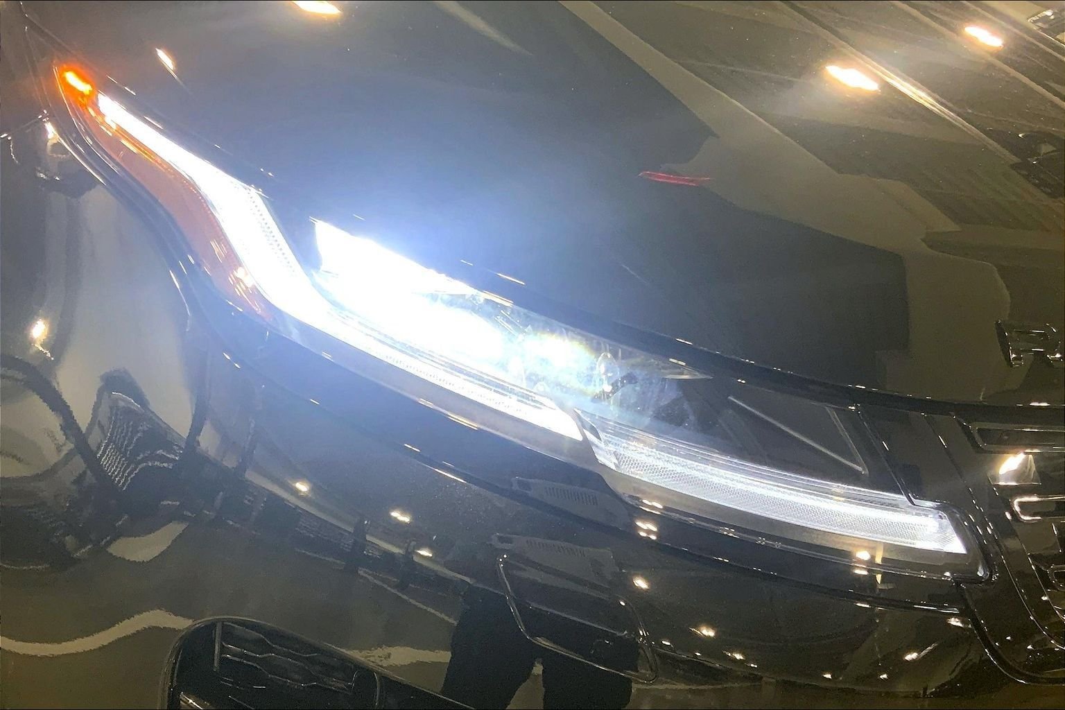 New 2026 Land Rover Range Rover Evoque Hoxton AWD/4WD image 13