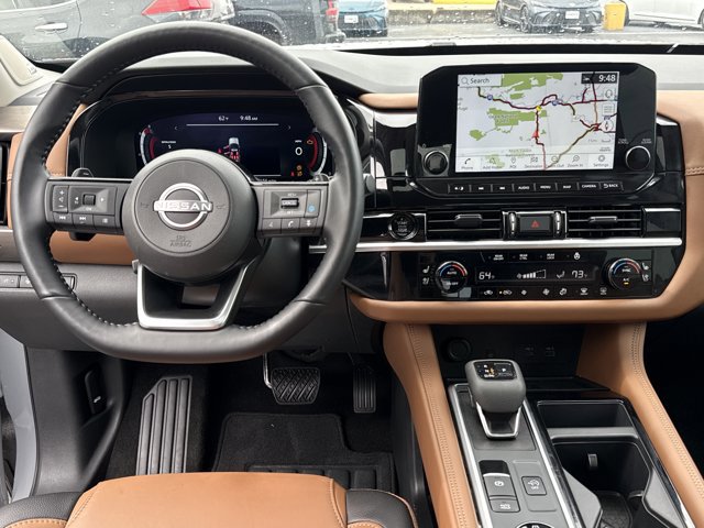 Certified 2025 Nissan Pathfinder Platinum AWD/4WD image 8