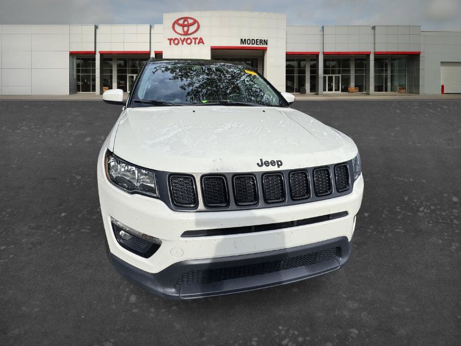 Used 2020 Jeep Compass Latitude FWD image 9
