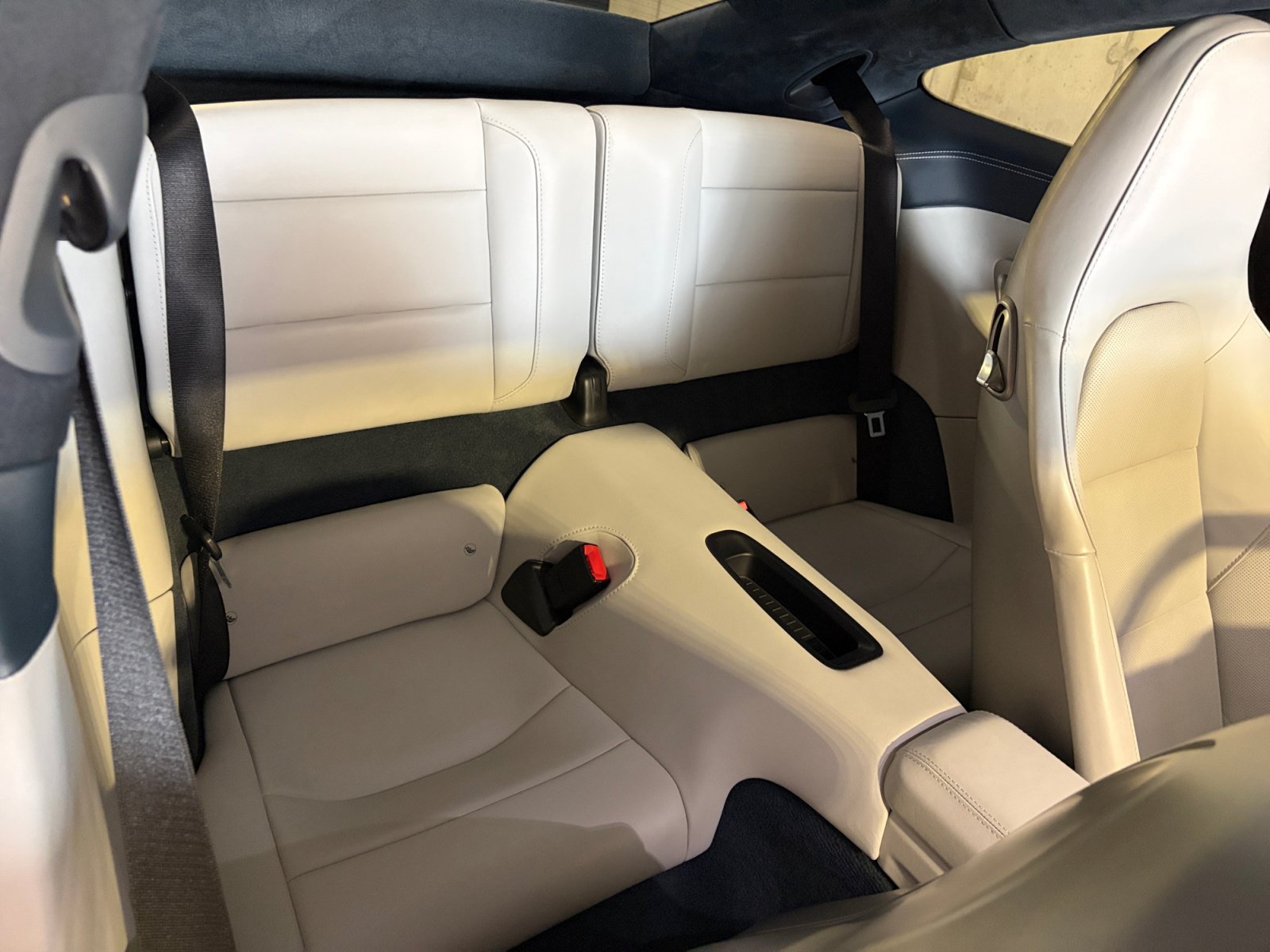 Certified 2019 Porsche 911 Carrera 4S AWD/4WD image 30