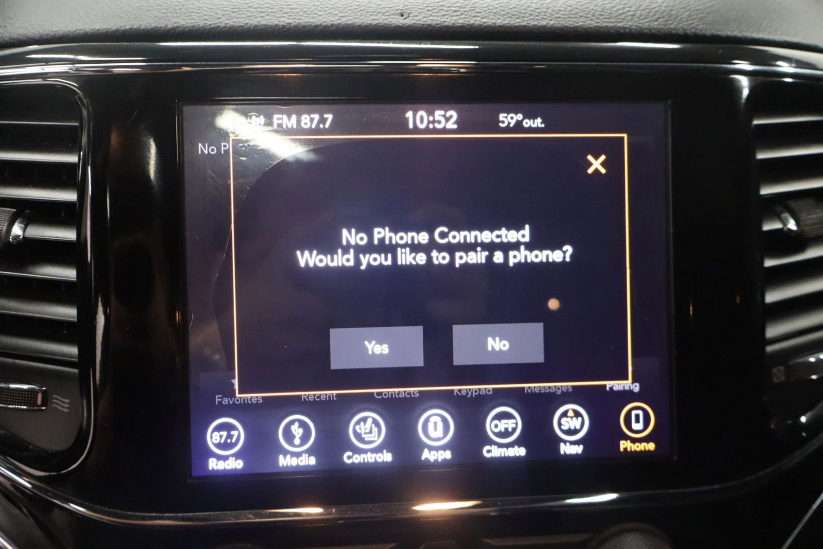 Used 2019 Jeep Grand Cherokee Limited image 24