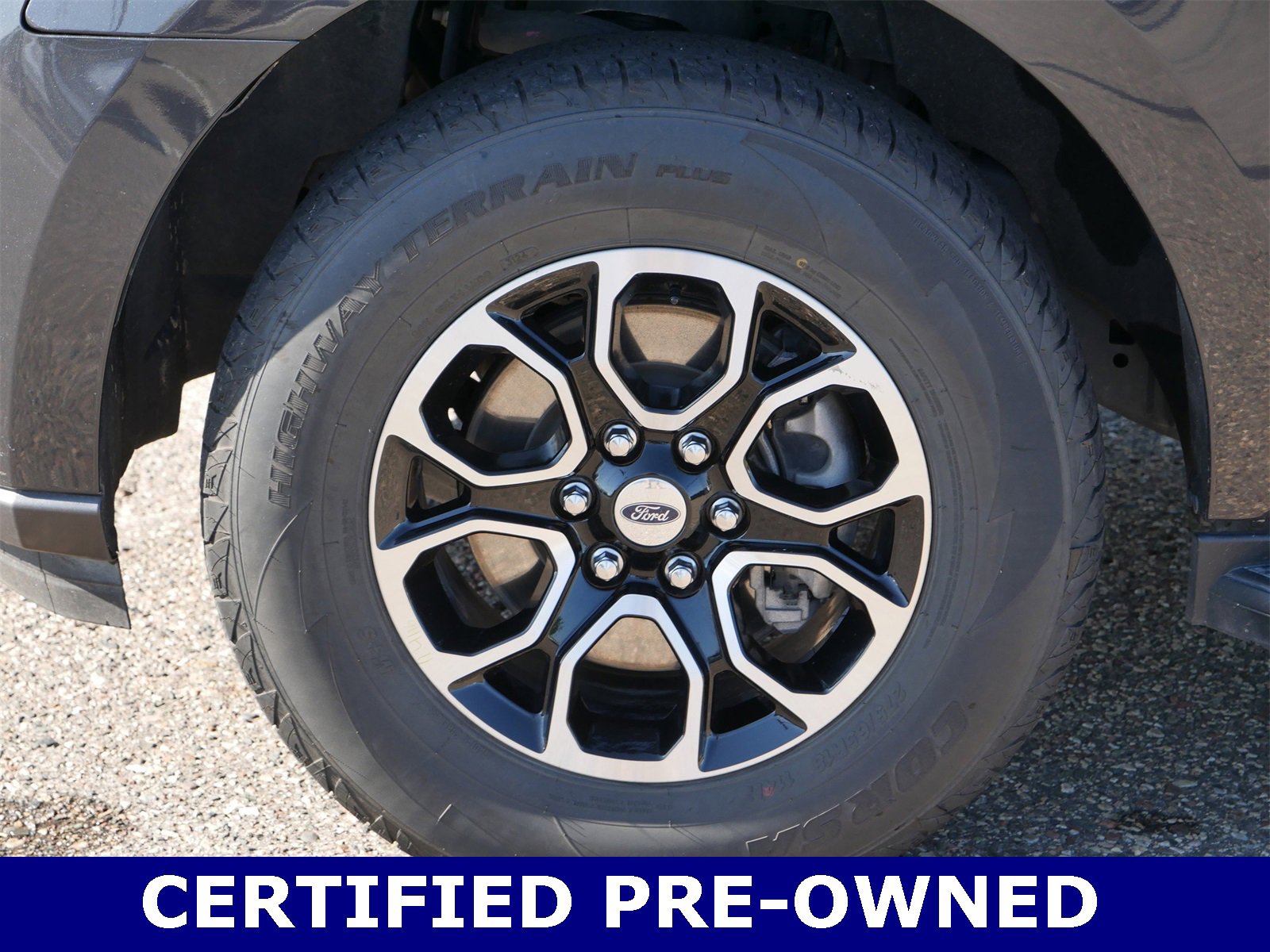 Certified 2024 Ford Expedition XLT image 9