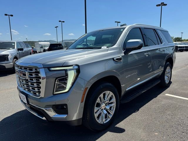 Used 2025 GMC Yukon Denali AWD/4WD image 3
