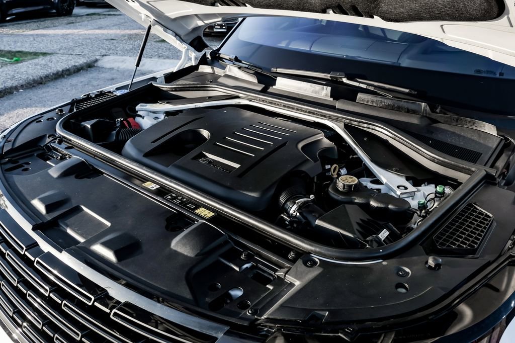 Used 2022 Land Rover Range Rover SE image 45