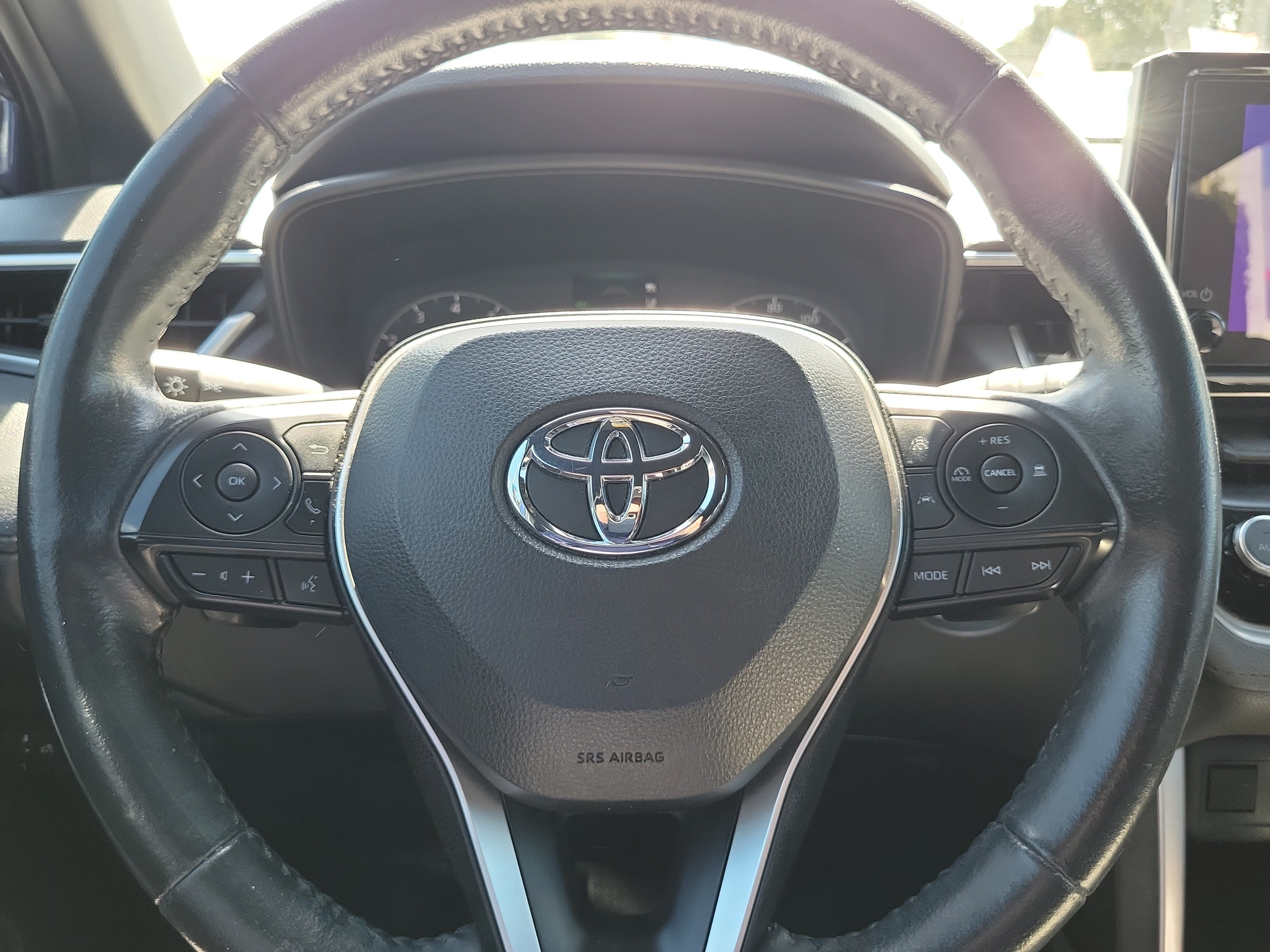 Used 2023 Toyota Corolla Cross AWD Hybrid image 23