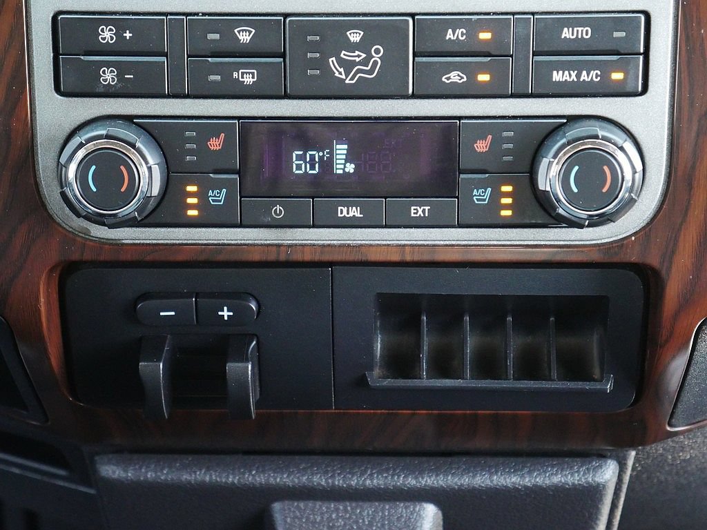 Used 2012 Ford F350 Lariat w/ Lariat Ultimate Pkg AWD/4WD image 24