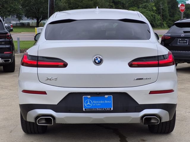 Used 2024 BMW X4 xDrive30i w/ Premium Package AWD/4WD image 5