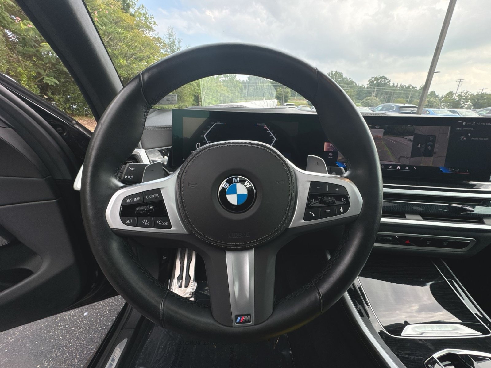 Used 2024 BMW X5 xDrive40i w/ M Sport Package AWD/4WD image 18