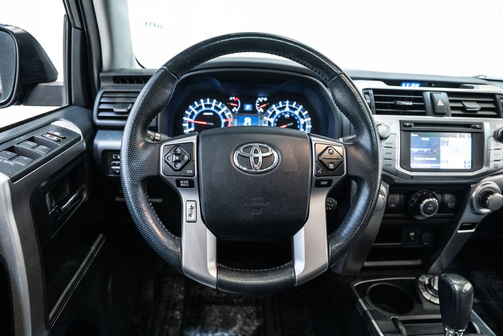 Used 2019 Toyota 4Runner SR5 Premium image 30