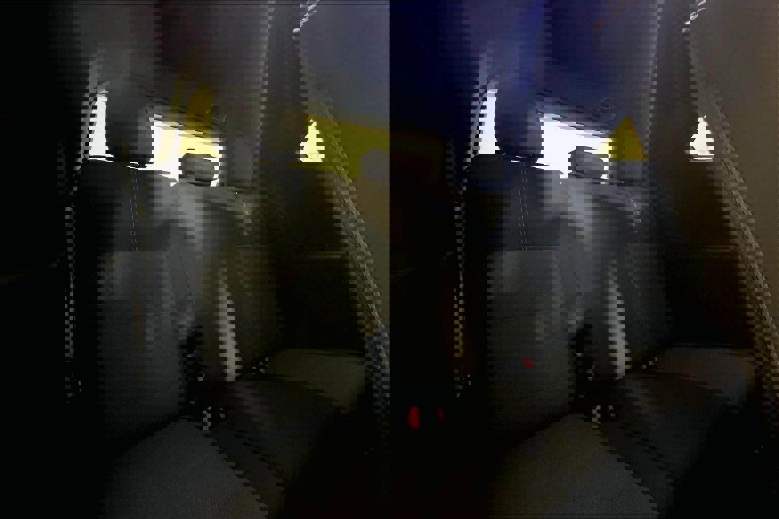 Used 2025 GMC Acadia Elevation image 24