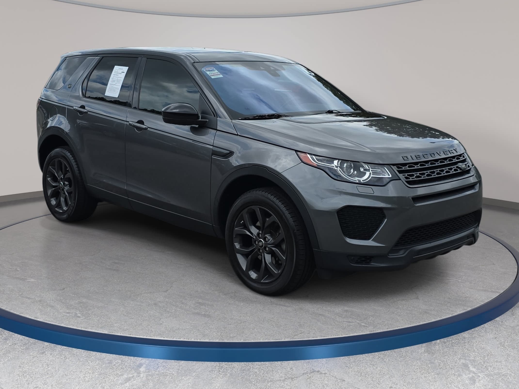 Used 2019 Land Rover Discovery Sport AWD/4WD image 3