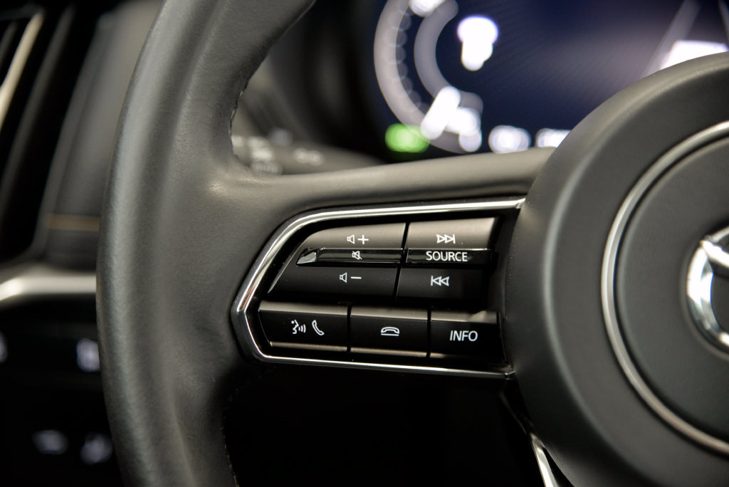 Certified 2024 MAZDA CX-90 Plug-In Hybrid w/ Premium Pkg AWD/4WD image 22