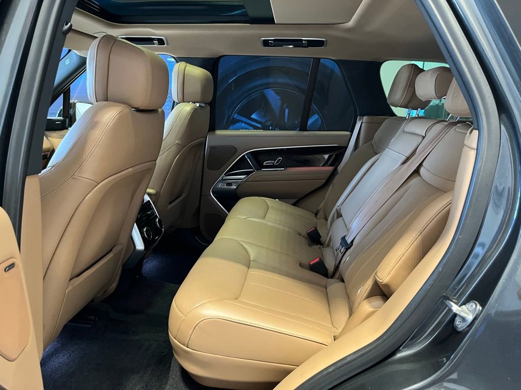 Used 2023 Land Rover Range Rover SE AWD/4WD image 25