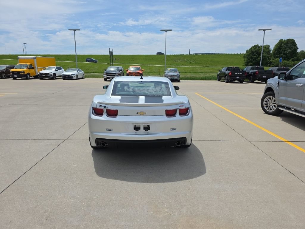 Used 2010 Chevrolet Camaro LT w/ RS Package RWD image 6