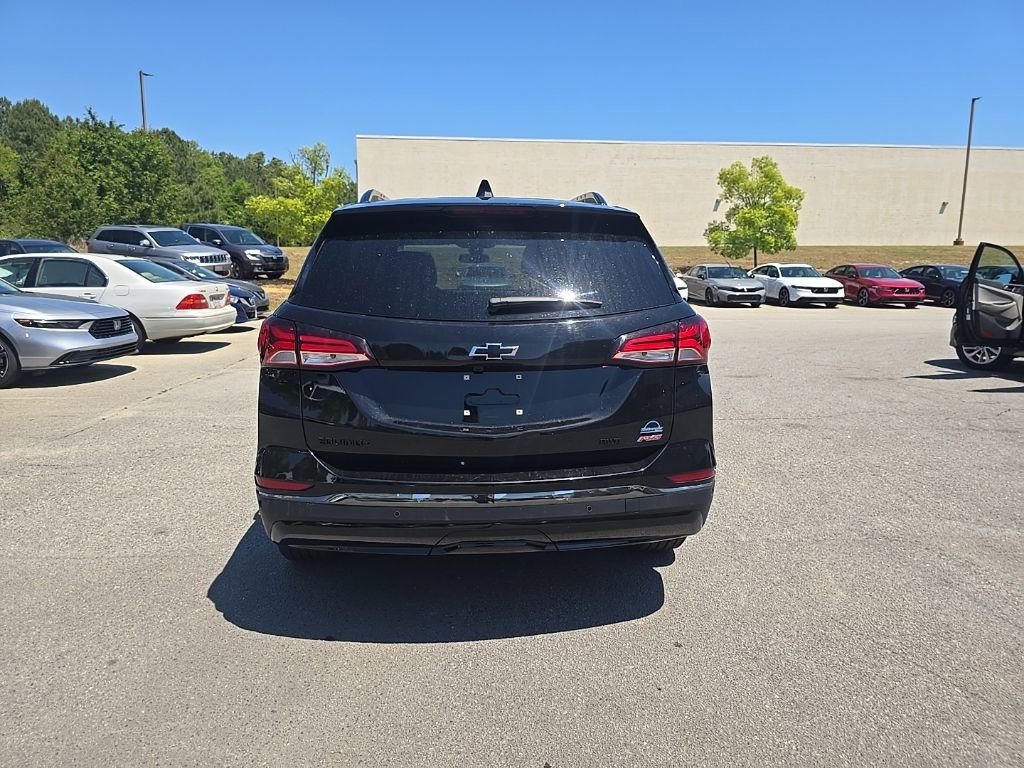 Used 2022 Chevrolet Equinox RS AWD/4WD image 4
