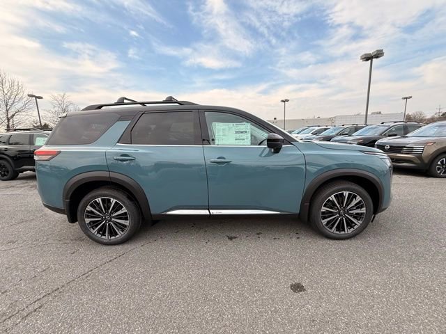 New 2026 Nissan Pathfinder Platinum image 4