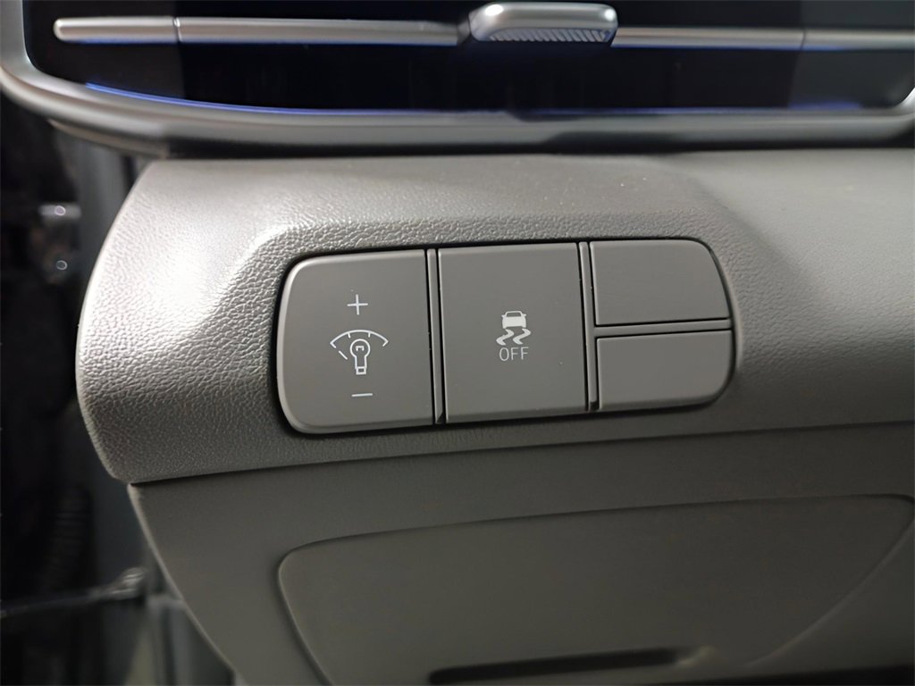 Certified 2024 Hyundai Elantra SEL image 10