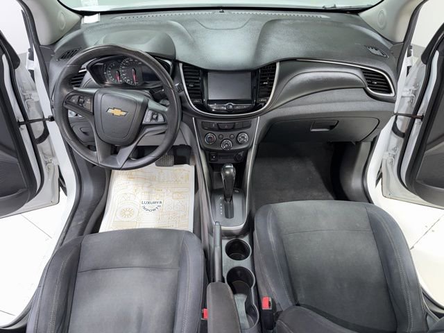 Used 2017 Chevrolet Trax LS w/ Fleet Convenience Package image 14
