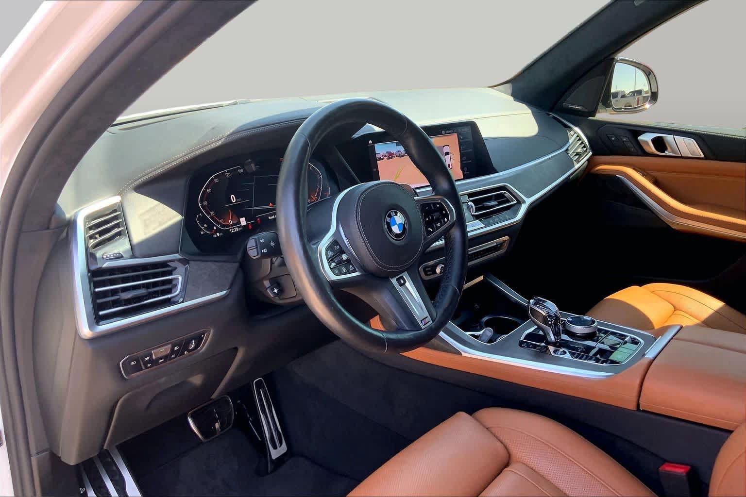 Used 2019 BMW X7 xDrive50i w/ M Sport Package AWD/4WD image 17
