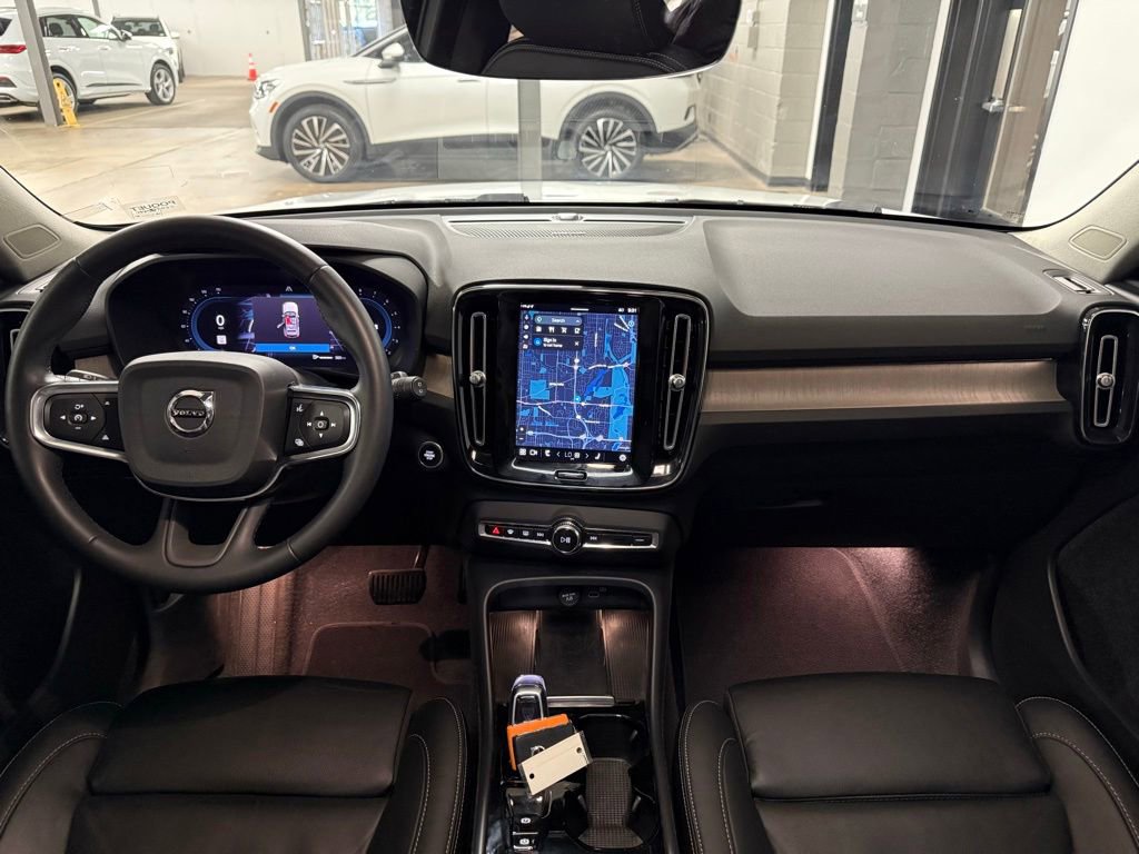 Used 2023 Volvo XC40 B5 Plus w/ Climate Package AWD/4WD image 20