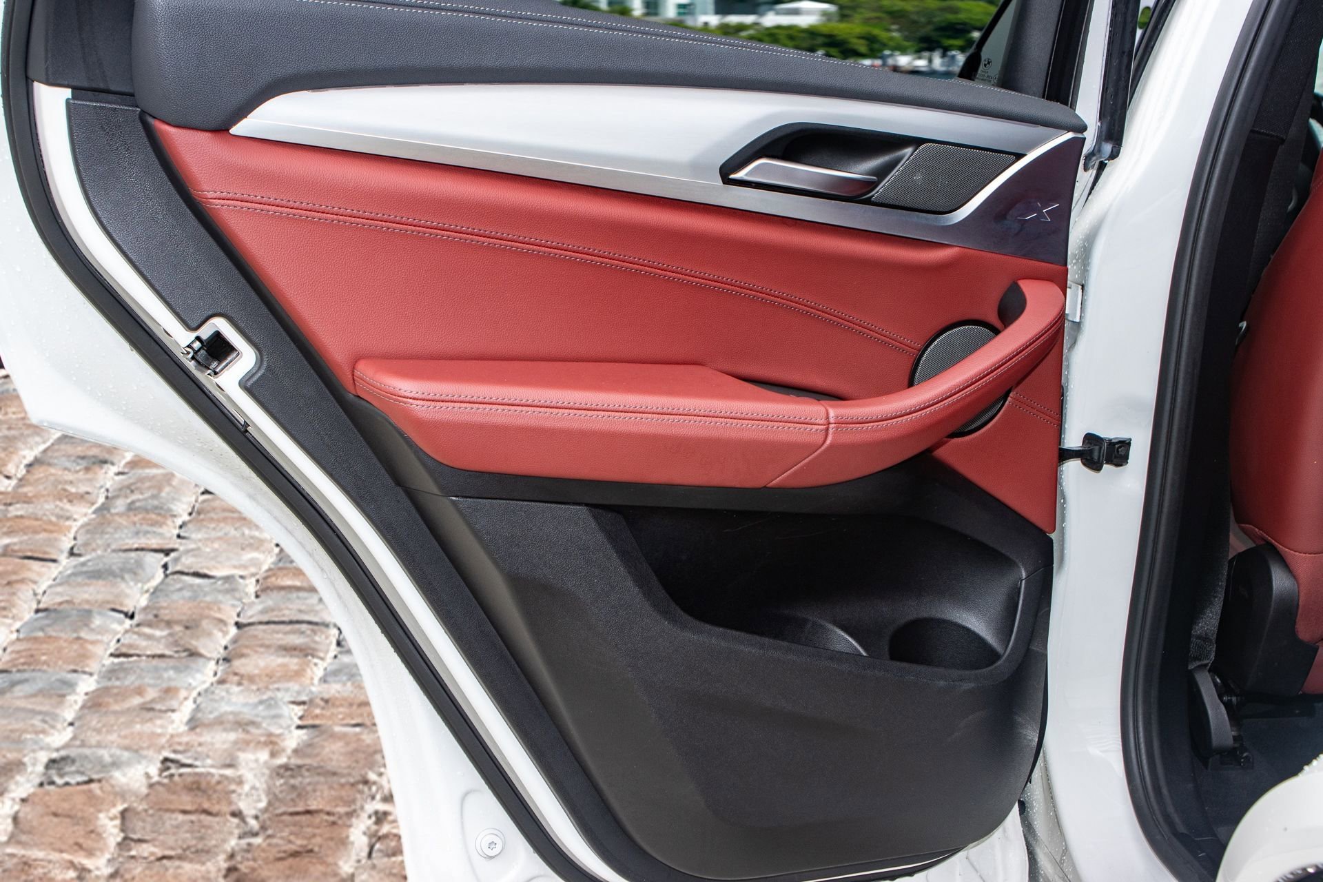 Used 2020 BMW X4 M40i w/ Premium Package image 12