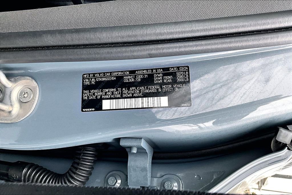 Used 2024 Volvo S60 B5 Core image 42