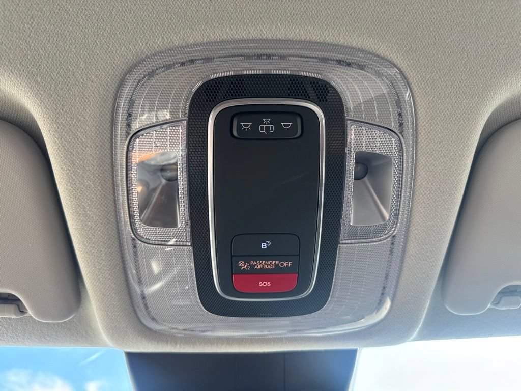 Used 2024 Hyundai Kona SEL w/ Convenience Package AWD/4WD image 11