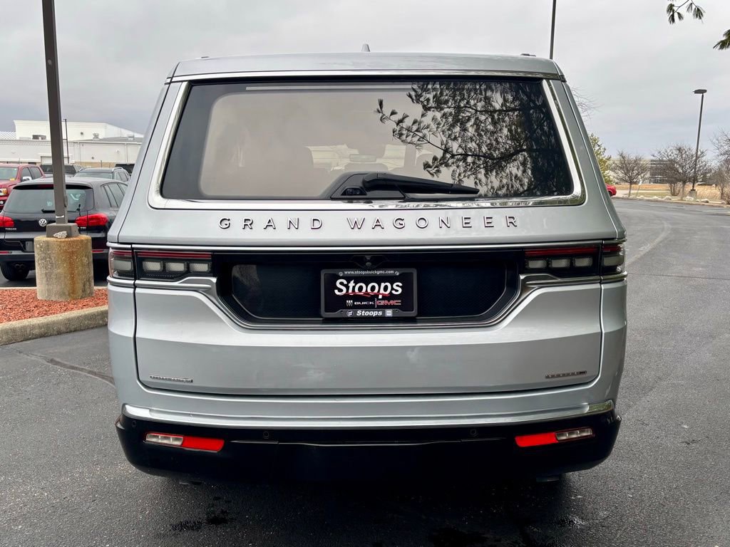 Used 2022 Jeep Grand Wagoneer Series III w/ Rear Seat Video Group 1 image 6