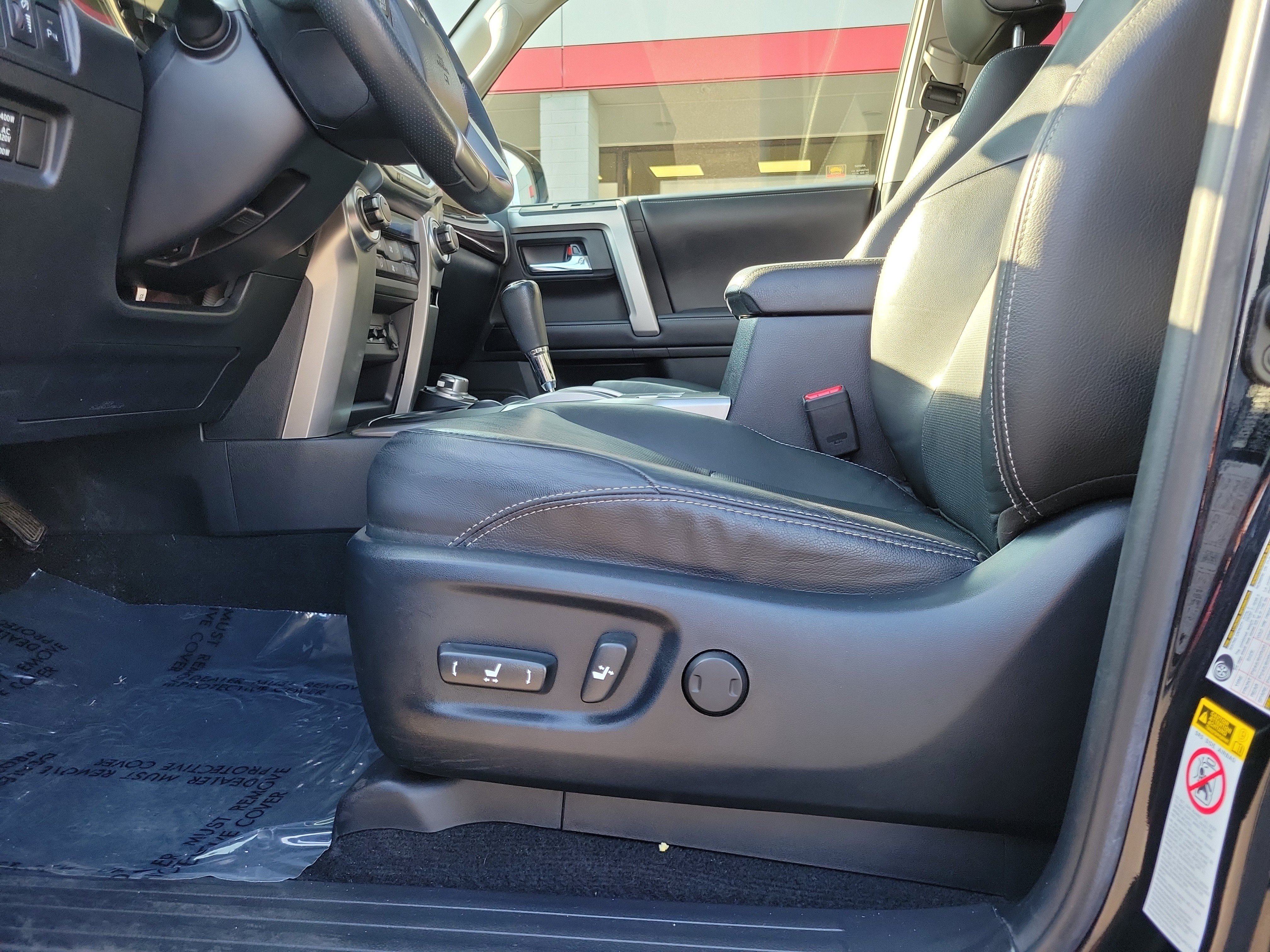 Used 2018 Toyota 4Runner Limited AWD/4WD image 16