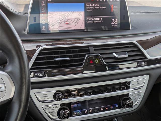 Used 2020 BMW M760i xDrive w/ Luxury Rear Seating Package AWD/4WD image 10