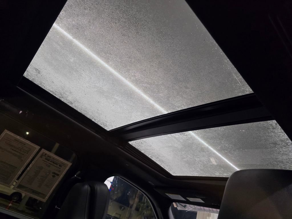 Used 2023 Lincoln Navigator L Reserve RWD image 42