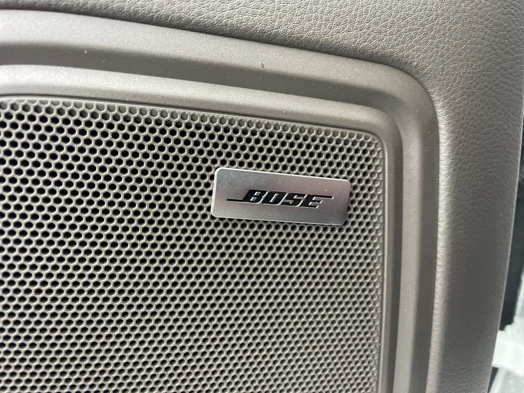 Certified 2025 Porsche Macan image 31