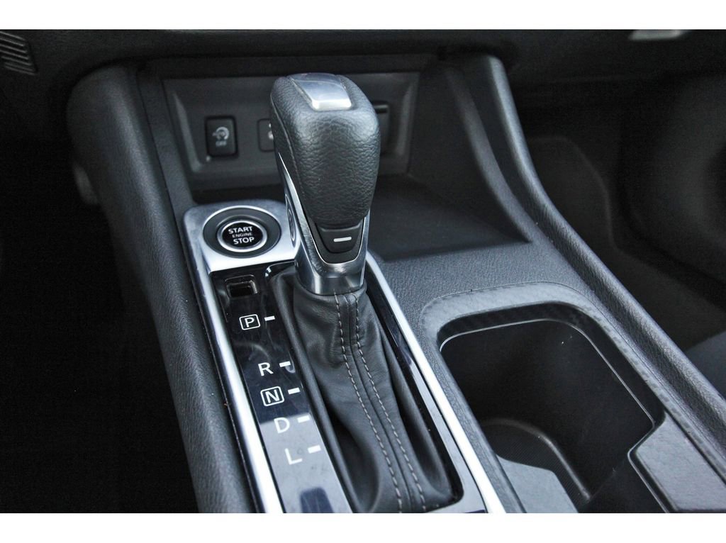 Used 2024 Nissan Sentra SV image 24