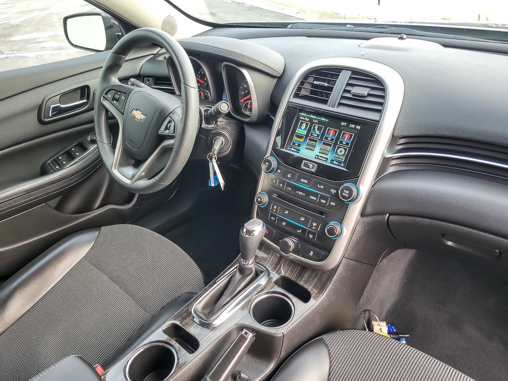 Used 2015 Chevrolet Malibu LT w/ Power Convenience Package image 19