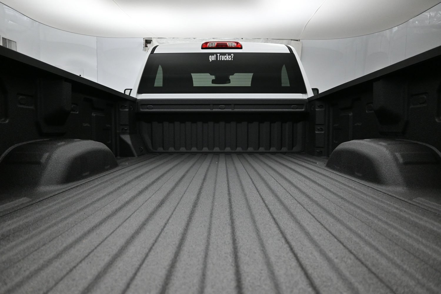 Used 2024 GMC Sierra 2500 Pro w/ Convenience Package RWD image 7