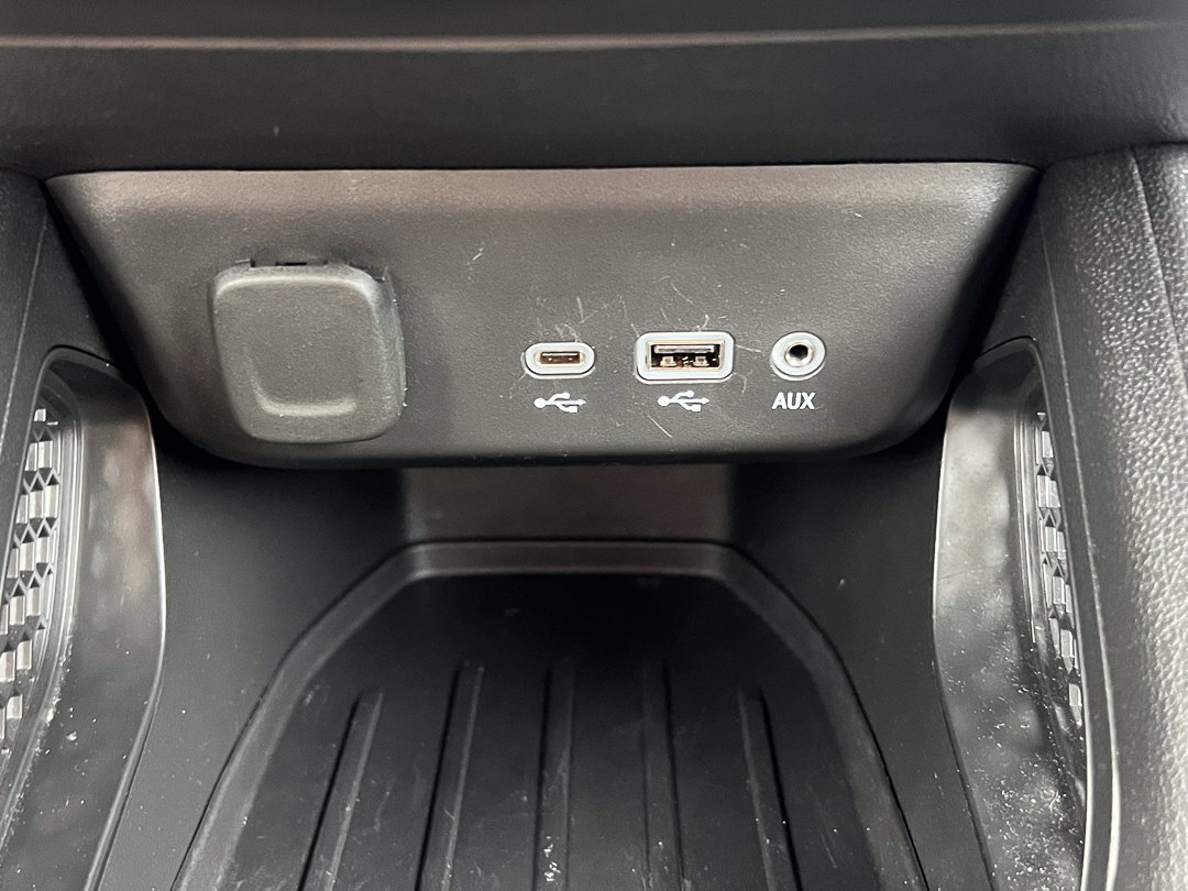 Used 2023 Chevrolet TrailBlazer LT w/ Convenience Package FWD image 22