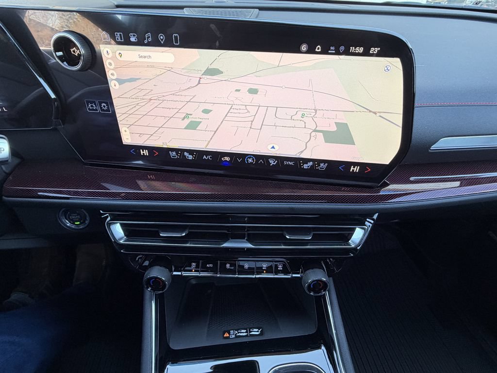 New 2026 Chevrolet Traverse RS w/ LPO, Floor Liner Package AWD/4WD image 8