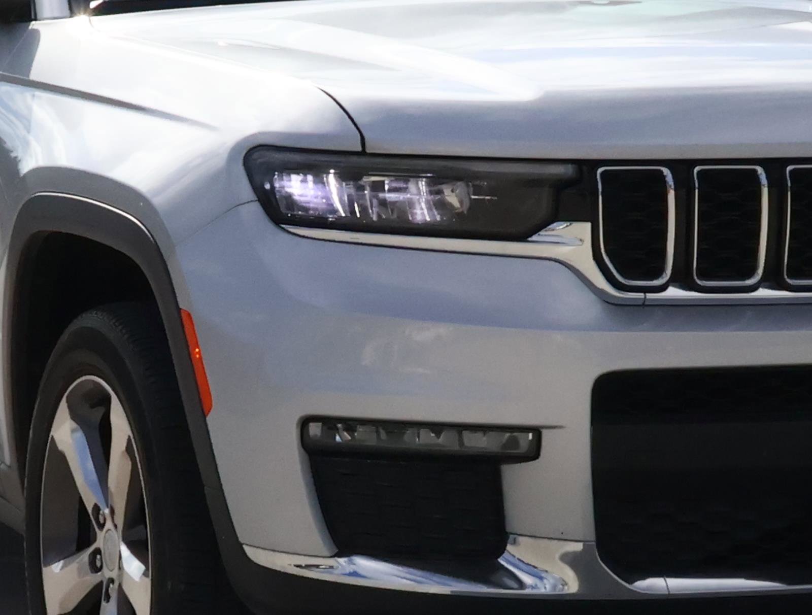 Used 2021 Jeep Grand Cherokee L Limited image 7