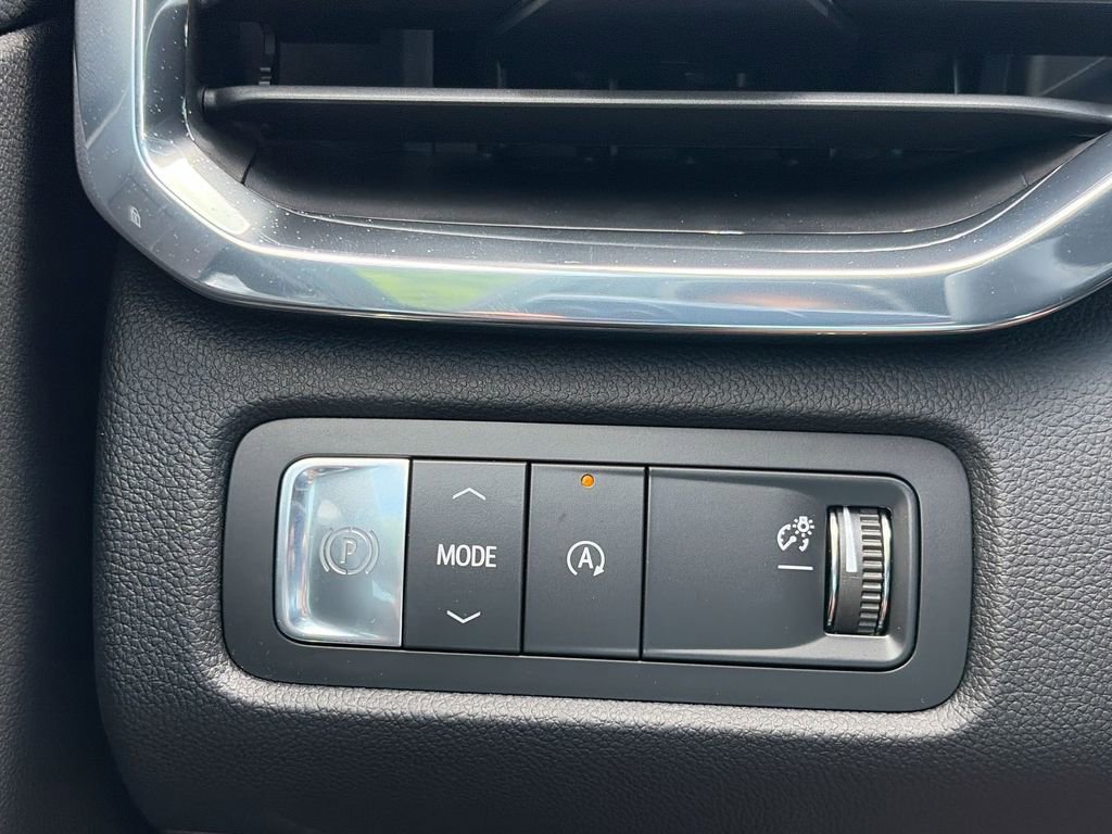 New 2026 GMC Acadia Elevation w/ Super Cruise Package FWD image 26