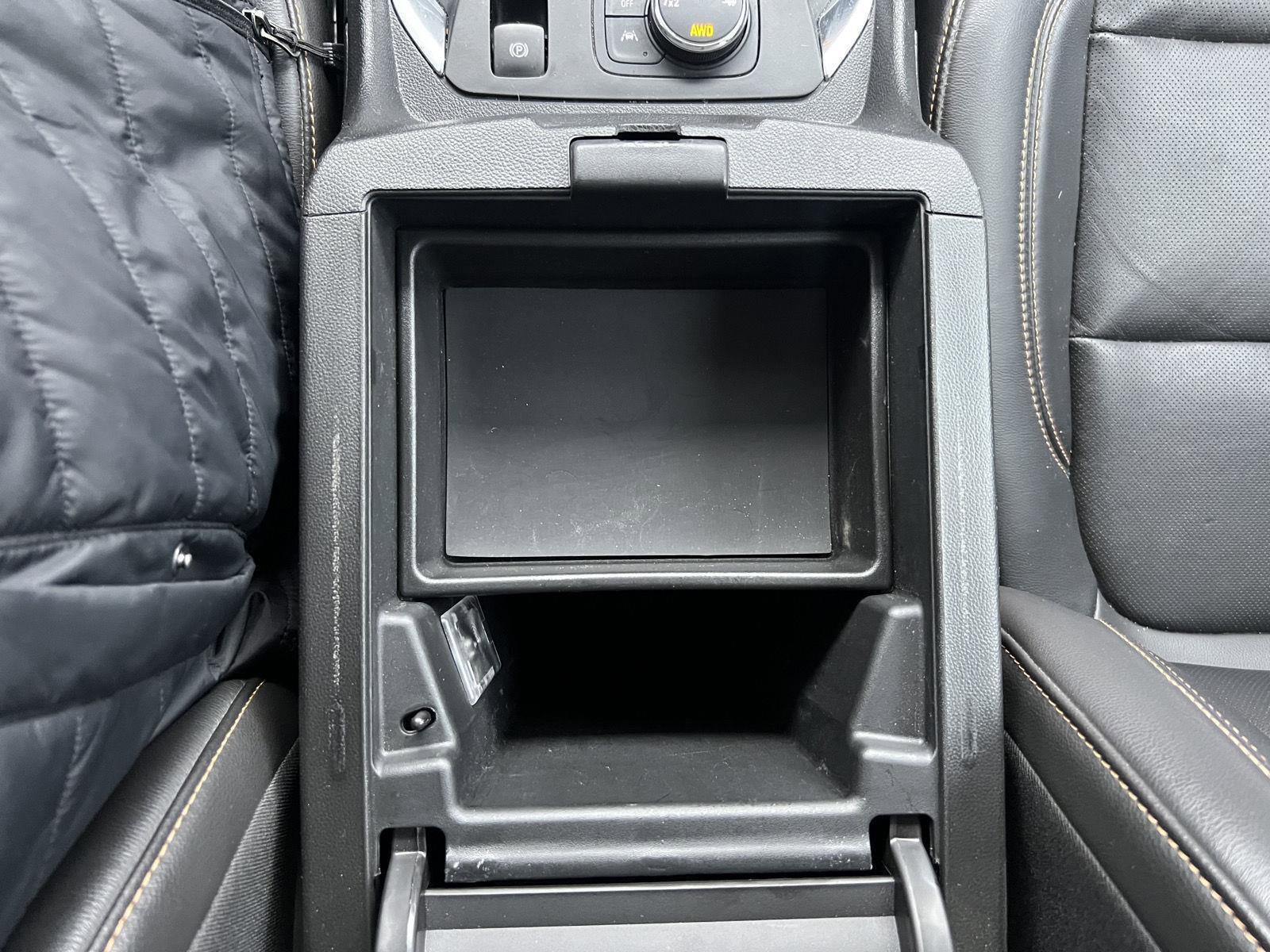 Used 2021 Chevrolet Traverse Premier image 21