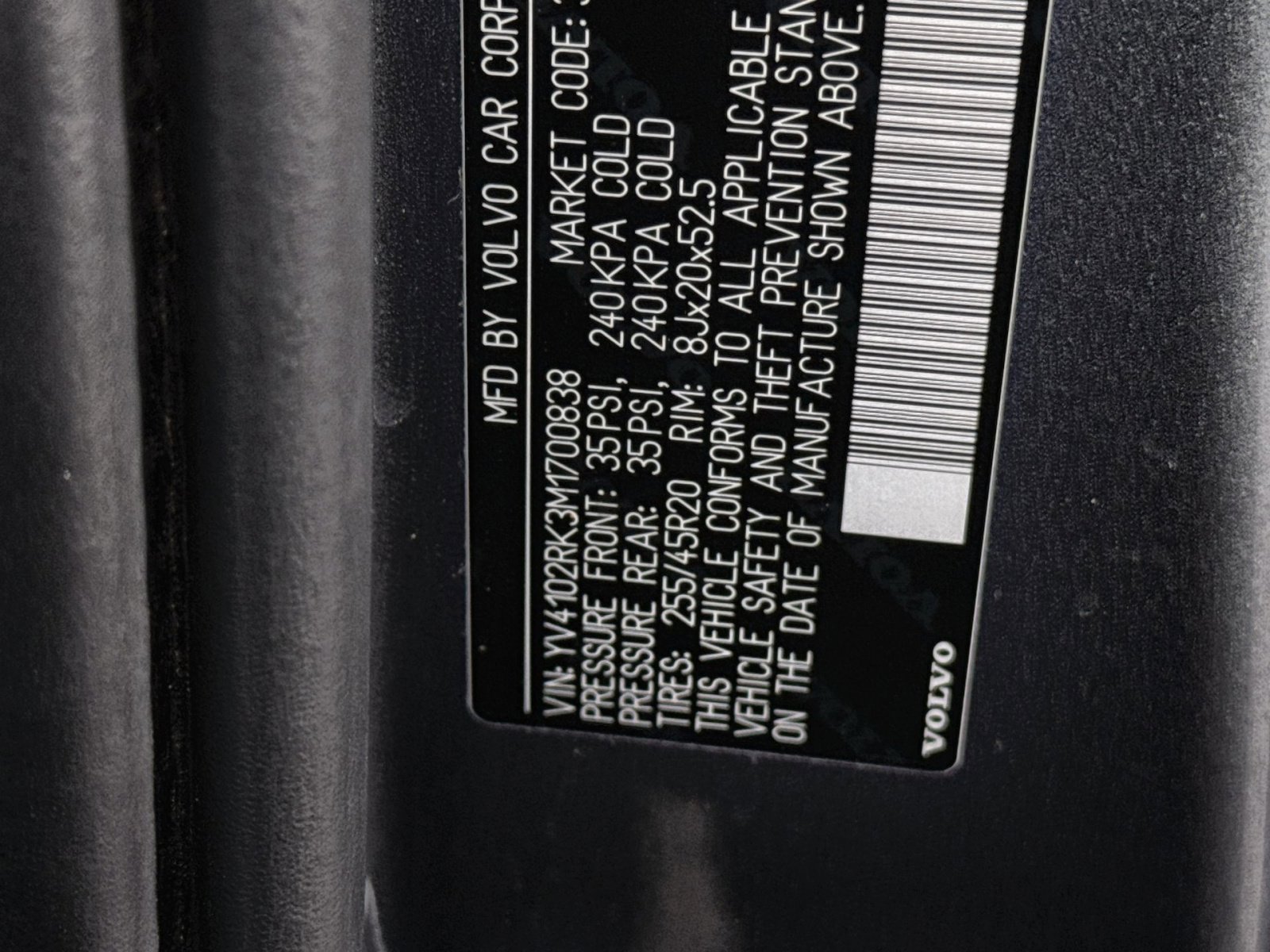 Used 2021 Volvo XC60 T5 Momentum image 28