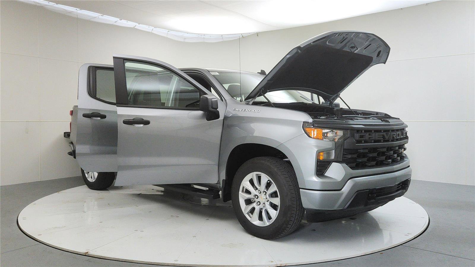 New 2025 Chevrolet Silverado 1500 Custom image 9