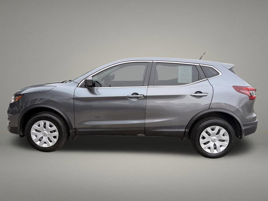 Used 2020 Nissan Rogue Sport S FWD image 2